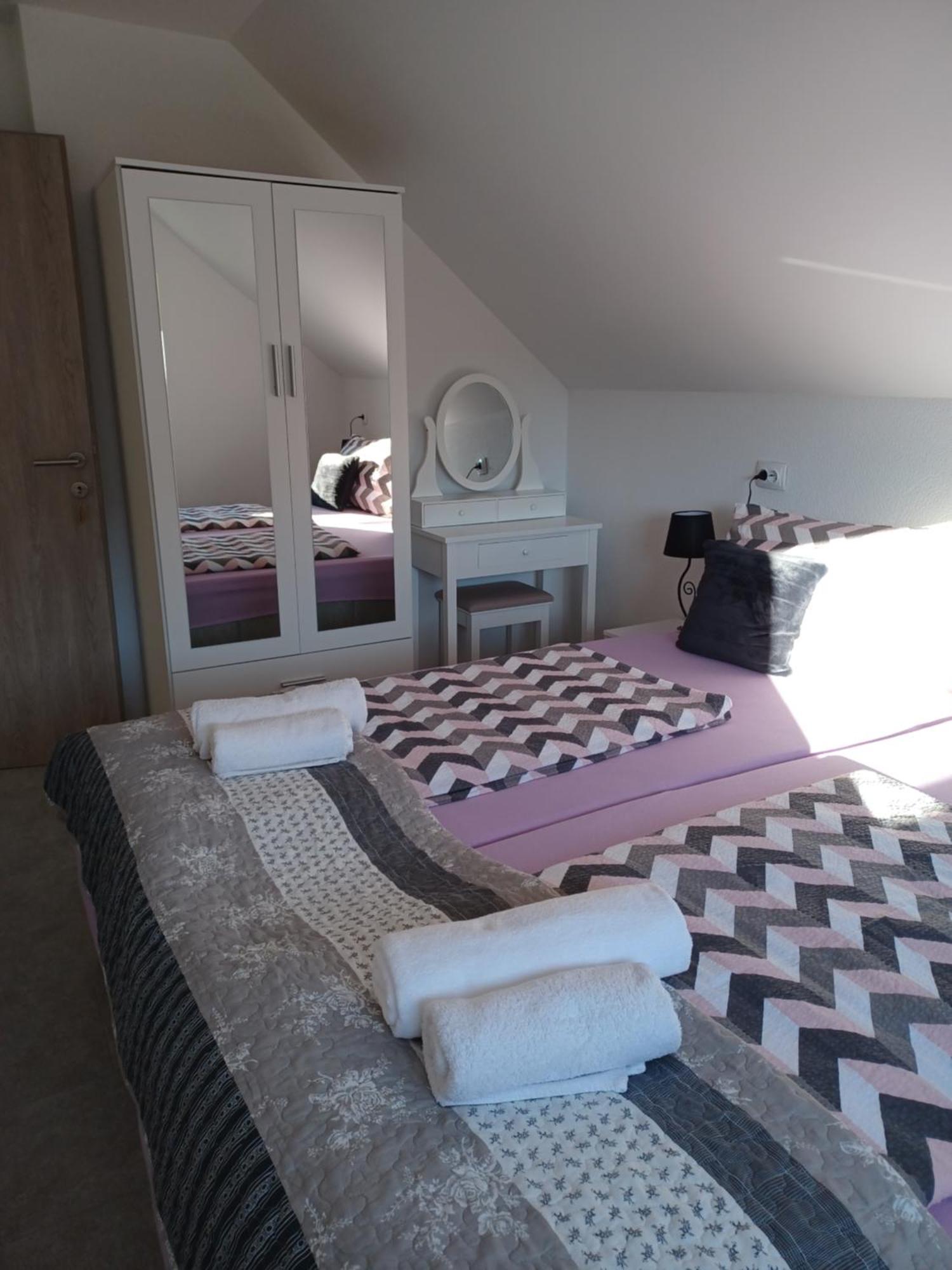 Marijamagdalena Apartamento Gračac